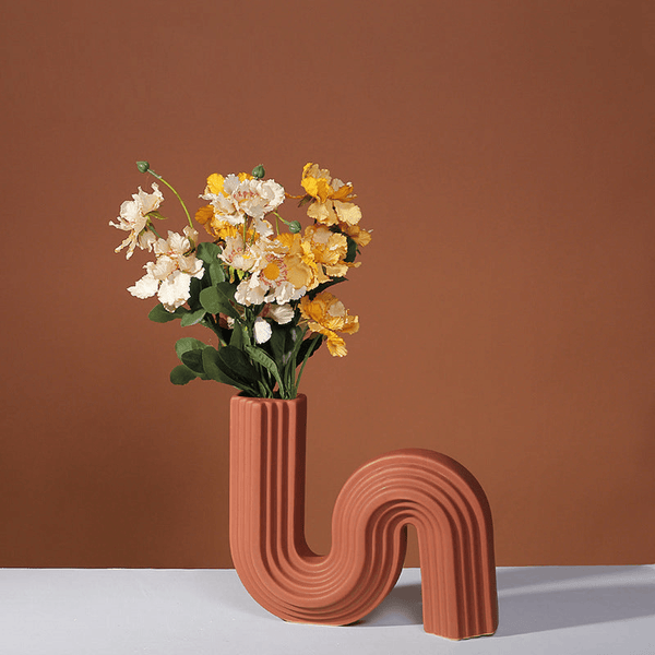 Curvy Vases, Ceramic Vase, Fresh Flower Vase, Geometric Vase, Modern Home Decor, Gift, Housewarming Gift, Bud Vase, Shelf Decor, Table Decor by Sona Casa